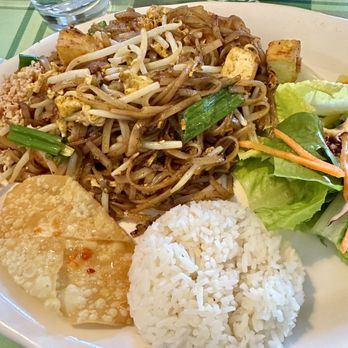Thai Paradise - Thai Near Me - San Clemente, California
