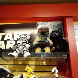 I think my Boba Fett Bear should have the quote, "He's no good to me dead." in the sound chip.