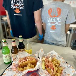 Mason’s Famous Lobster Rolls