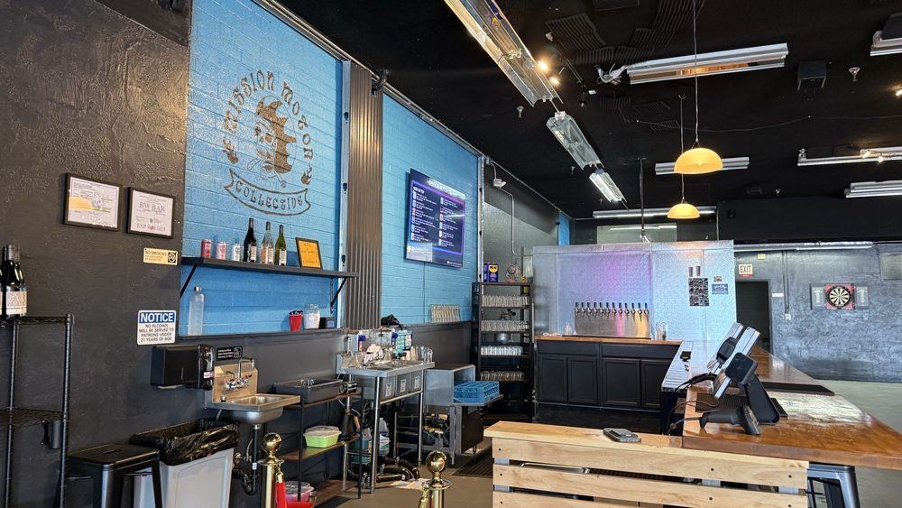 Mission Motor Collective Logo