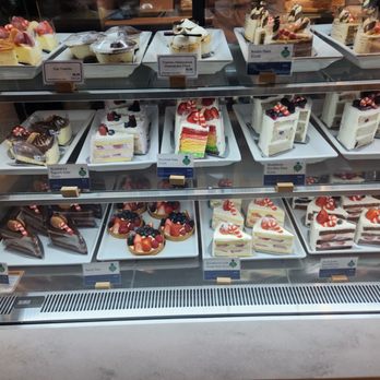Paris Baguette - So many delicious offerings - Bakeries Near Me - Cincinnati, Ohio Paris Baguette - So many delicious offerings - Bakeries Near Me - Cincinnati, Ohio