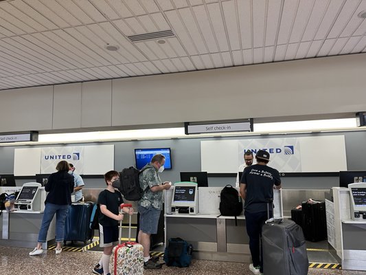 Eppley Airfield by null