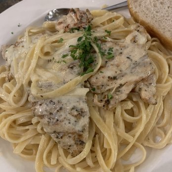 Antica Forma - Fettuccine Alfredo with Chicken - Pizza Near Me - Moab, Utah