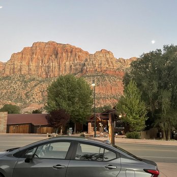 Cable Mountain Lodge - across the street from our lodge - Hotels Near Me - Springdale, Utah