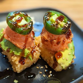 Silverlake Ramen - Spicy tuna - Ramen Near Me - Porter Ranch, California Silverlake Ramen - Spicy tuna - Ramen Near Me - Porter Ranch, California