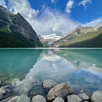 Lake Louise - Lake Louise - Lakes Near Me - Lake Louise, Alberta Lake Louise - Lake Louise - Lakes Near Me - Lake Louise, Alberta