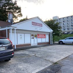 Jackie Lee’s Pub