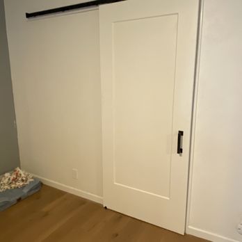 Anytime handyman - Installation of a barn door for primary bathroom - Handyman Near Me Anytime handyman - Installation of a barn door for primary bathroom - Handyman Near Me