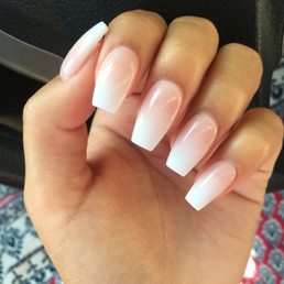Acrylic ombré nails