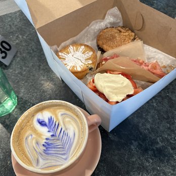 Kasama - Assorted pastries - Filipino Near Me - Chicago, Illinois