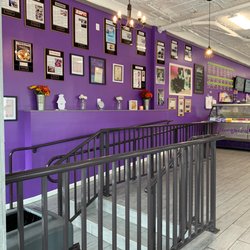 Guerriero Gelato & Cake - Wall of all their mentions in Articles