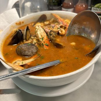 Sotto Mare - The Best Damn Crab Cioppino - Seafood Near Me - San Francisco, California Sotto Mare - The Best Damn Crab Cioppino - Seafood Near Me - San Francisco, California