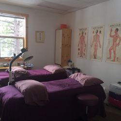 Joyful Life Acupuncture - Family treatment room