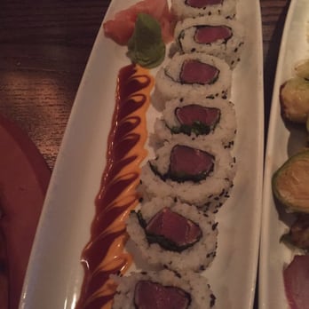 Thirsty Lion - Tuna roll - American Near Me - Denver, Colorado Thirsty Lion - Tuna roll - American Near Me - Denver, Colorado