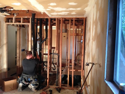 Solution Plumbing & Heating Logo