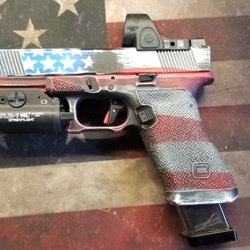 Veterans Armory - Captain America G-17 with RMR and Streamlight tlr 1