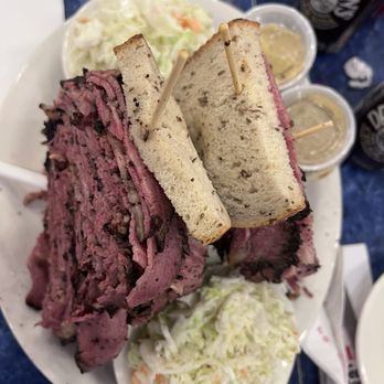 Harold's New York Deli - Delis Near Me - Edison, New Jersey Harold's New York Deli - Delis Near Me - Edison, New Jersey