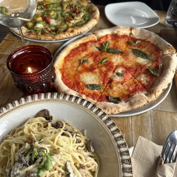 Rosso Pizzeria - Weekly special, Margherita pizza and Pollo Tropicale pizza - Pizza Near Me - Edmonton, Alberta