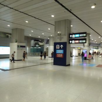 港鐵紅磡站 - Concourse - Train Stations Near Me - Hong Kong, HK