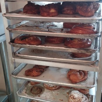 Bread Lounge - Cooling baked goods - Bakeries Near Me - Los Angeles, California Bread Lounge - Cooling baked goods - Bakeries Near Me - Los Angeles, California