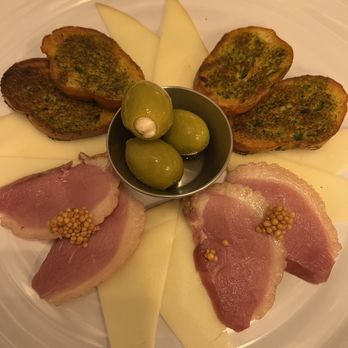 Smoke and Dough - Duck Lunchable - Barbeque Near Me - Miami, Florida