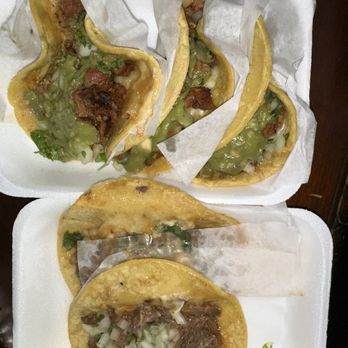 Tacos Clave 7 - Birria quesotaco & pastor quesotaco - Food Trucks Near Me - Apple valley , California