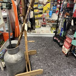 Tad's Quickstop