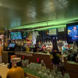 Jd's Old Town Tavern
