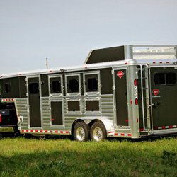 K & M Trailer Sales