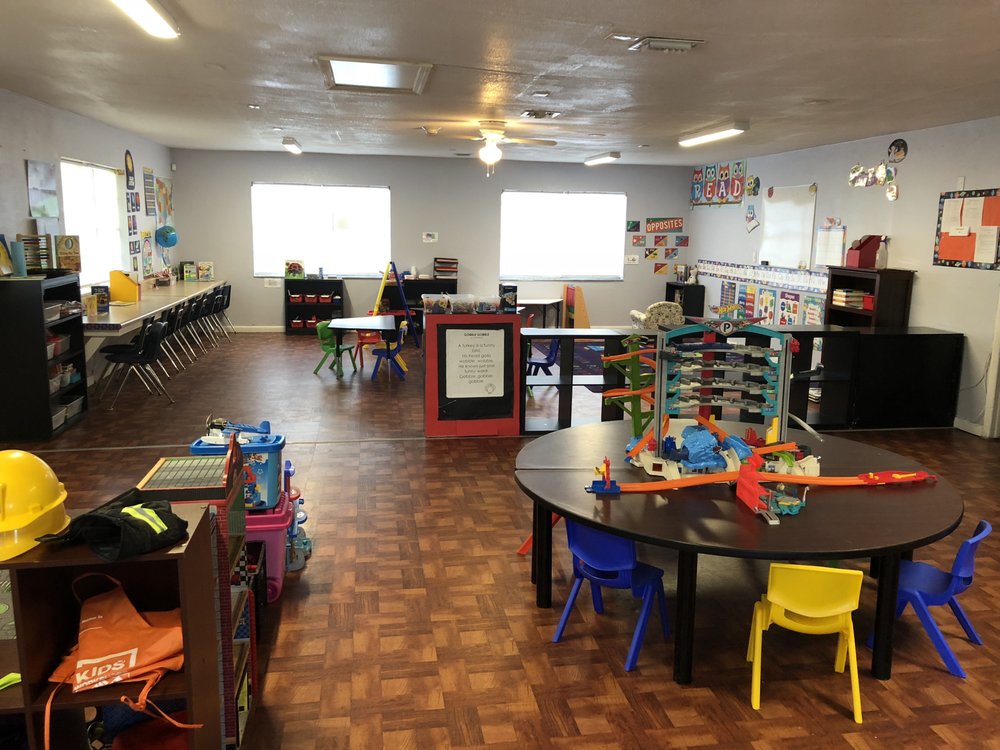 Kiddie Care Preschool - childcare center in Lauderhill, FL