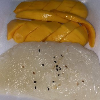 Bhan Baitong - Mango with Sticky Rice - Thai Near Me - Lake Forest, California Bhan Baitong - Mango with Sticky Rice - Thai Near Me - Lake Forest, California