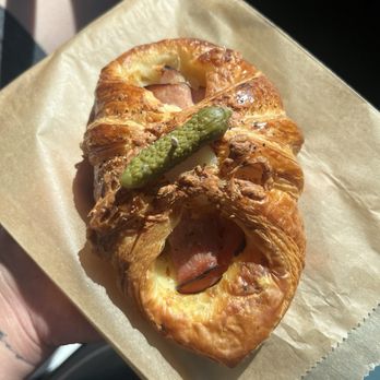 Highlight Coffee - Ham and cheese croissant - Coffee & Tea Near Me - Glendale, California Highlight Coffee - Ham and cheese croissant - Coffee & Tea Near Me - Glendale, California