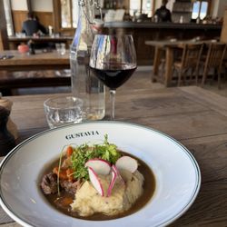 Chambre Neuf - Plat du jour: wild boar stew with black truffle mash