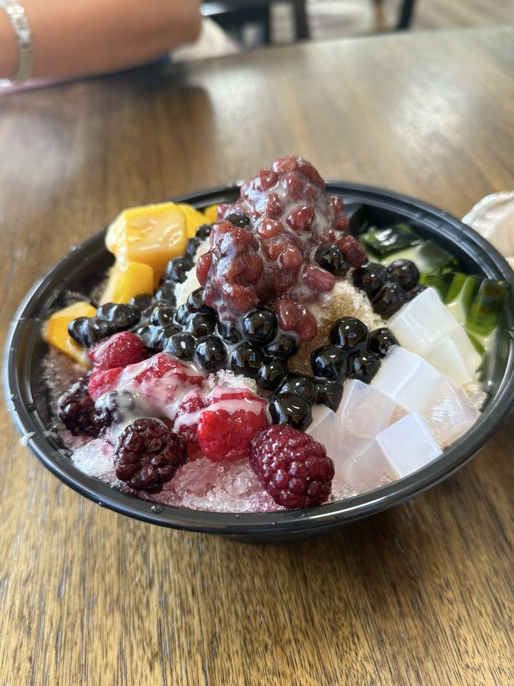 Food from Asian Foodie & Bubble Drink