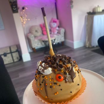 Amy Cakes - Custom Cakes Near Me - Wallingford, Connecticut