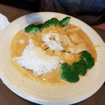 Thai Basil Restaurant - Thai curry with chicken - Thai Near Me - Sevierville, Tennessee Thai Basil Restaurant - Thai curry with chicken - Thai Near Me - Sevierville, Tennessee