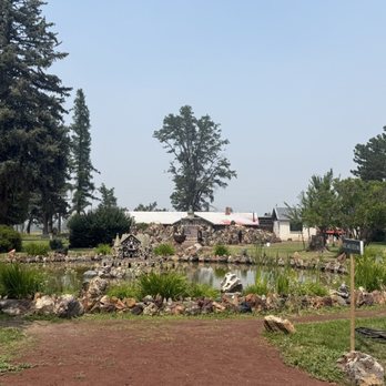 Petersen Rock Garden & Museum - Garden - Museums Near Me - Redmond, Oregon