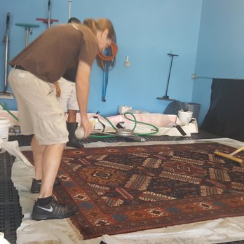 Gentle Genie Rug Care - Cleaning a rug with sensitive colors - Carpet Cleaning Near Me - Riverside, California Gentle Genie Rug Care - Cleaning a rug with sensitive colors - Carpet Cleaning Near Me - Riverside, California