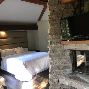Nakoma Resort - Studio bedroom - Resorts Near Me - Clio, California Nakoma Resort - Studio bedroom - Resorts Near Me - Clio, California