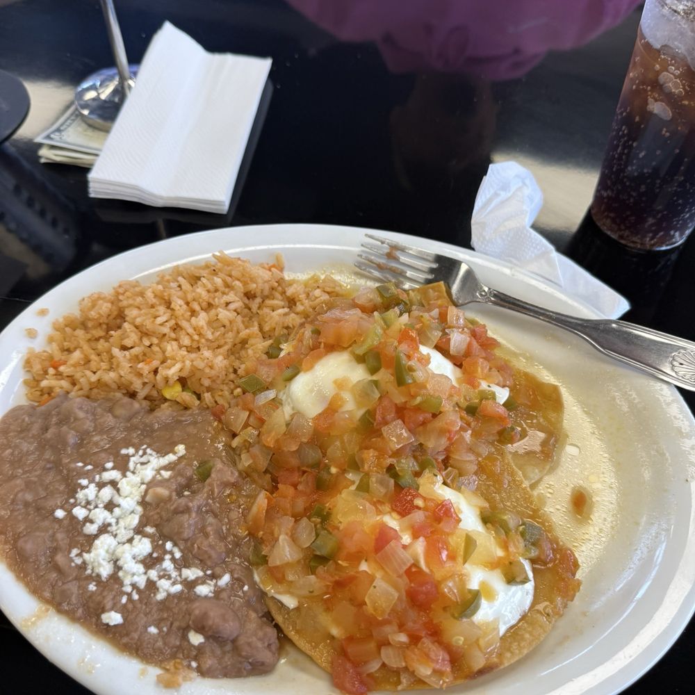 Guajillo Restaurant - Huevos Rancheros - Mexican Near Me - Huntington Park, California Guajillo Restaurant - Huevos Rancheros - Mexican Near Me - Huntington Park, California