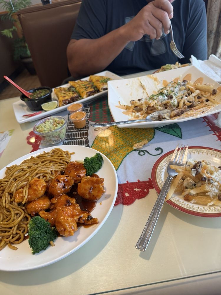 Golden Dragon Asian Bistro