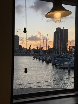 Landry's Seafood House by null