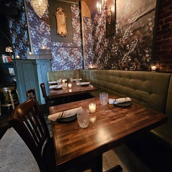 The Golden Age - Inside - Cocktail Bars Near Me - Washington, DC, District of Columbia The Golden Age - Inside - Cocktail Bars Near Me - Washington, DC, District of Columbia