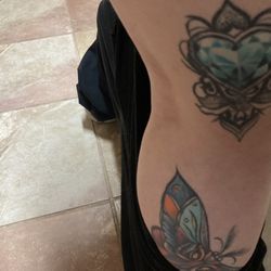 Inked Up Tattoo Studio and Body Piercing - Rean did my crystal tattoo on my right leg