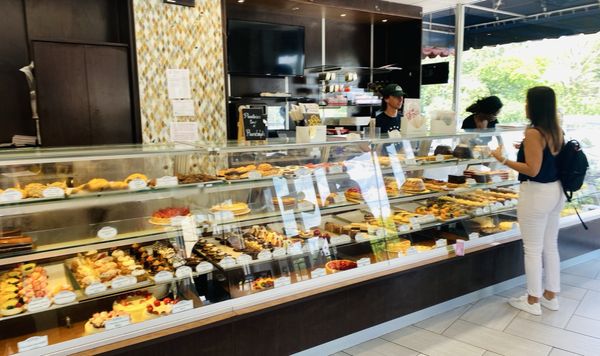 Pastries By Randolph by null