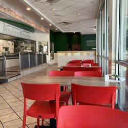 Krispy Kreme - Inside