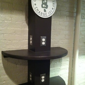 Good Stuff Eatery - charging station upstairs - Burgers Near Me - Washington, DC, District of Columbia