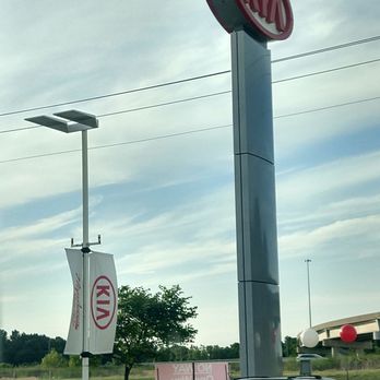 Napelton Mid Rivers Kia - Car Dealers Near Me - St. Peters, Missouri Napelton Mid Rivers Kia - Car Dealers Near Me - St. Peters, Missouri