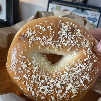 Born 2 Bagel - Onion bagel - Bagels Near Me - Douglass Hills, Kentucky Born 2 Bagel - Onion bagel - Bagels Near Me - Douglass Hills, Kentucky