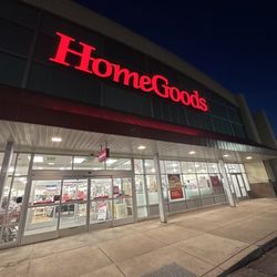 HomeGoods - Exterior of the building